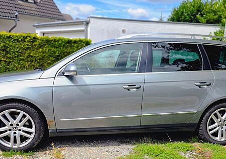 VW Passat Variant Volkswagen 2.0 TDI DPF DSG 125kW Highline