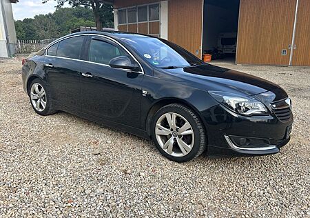 Opel Insignia 2.0 ECOTEC DI Turbo Sport 4x4 Autom...
