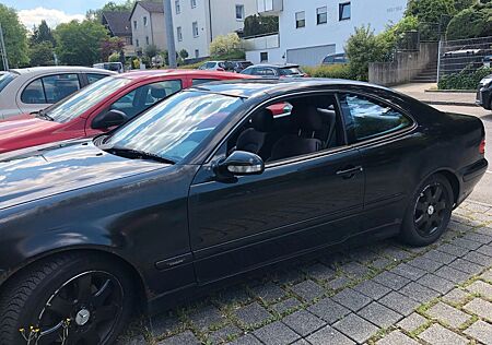 Mercedes-Benz CLK 230 KOMPRESSOR AVANTGARDE Avantgarde