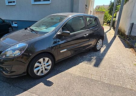 Renault Clio by RIP CURL 1.2 16V TCE by RIP CURL