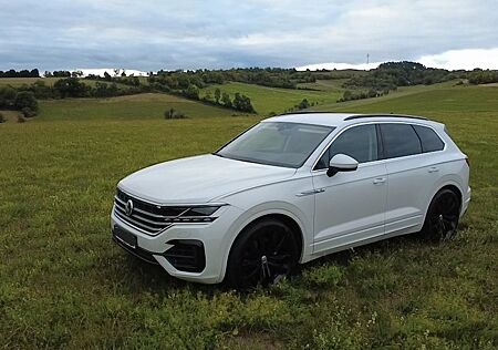 VW Touareg Volkswagen 3.0 V6 TDI 286PS 4MOTION R-Line