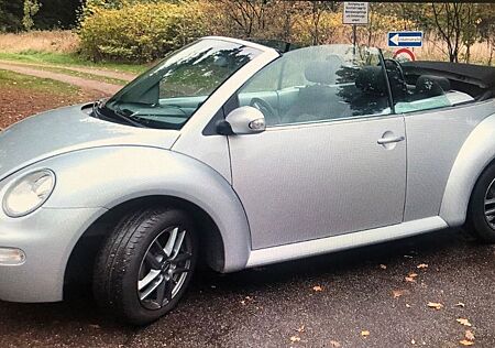 VW New Beetle Volkswagen Cabriolet 2,0 - 85 KW
