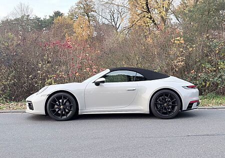 Porsche 992 Carrera Cabrio Kreide SportDesign Sport-Tex