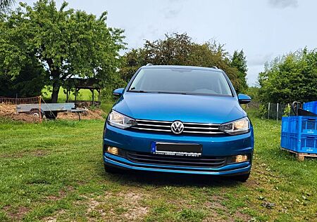 VW Touran Volkswagen 1.4 TSI Sound - gut im Schuss