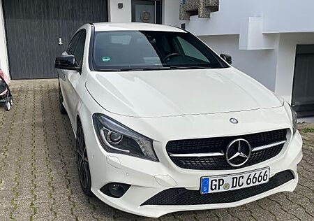 Mercedes-Benz CLA 200 Shooting Brake -