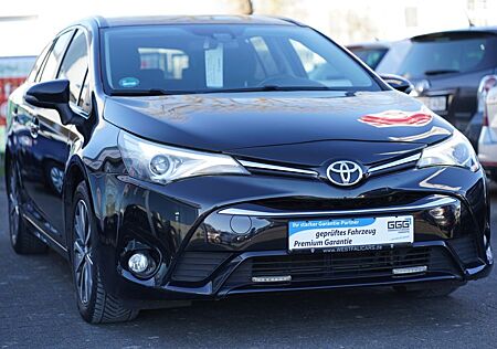 Toyota Avensis Touring Sports Edition-S Navi KeylessGo