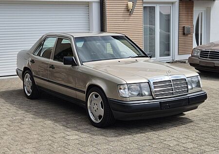 Mercedes-Benz E 260 W124 260E Rostfrei TÜV Automatik Oldtimer AMG