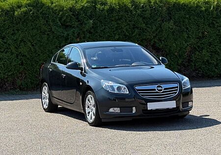 Opel Insignia Lim. 1.4 T Innovation/XENON/NAVI/LEDER