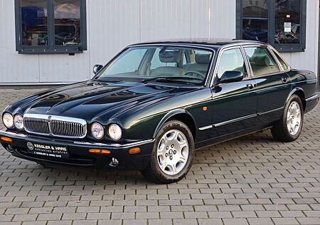 Jaguar XJ 4.0 Sovereign# SEHR GEPFLEGT#