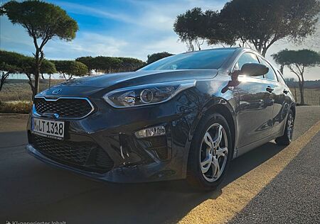 Kia Cee'd Sportswagon 1.4 T-GDI Vision*Garantie*Navi