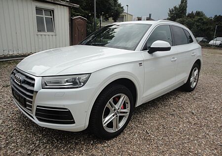 Audi Q5 45 TDI quattro sport-S-LiNE-NAVi-AHK-170 KW