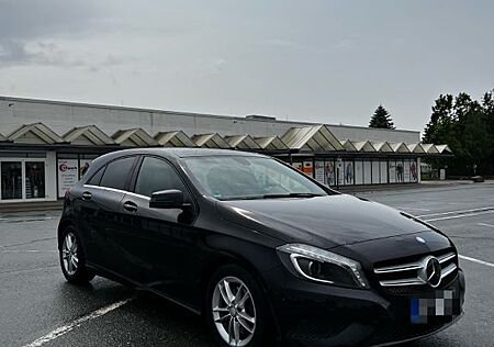 Mercedes-Benz A 180 BlueEFFICIENCY -