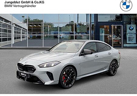 BMW M235i xDrive Gran Coupe LiveCockpitPro/HarmanKar