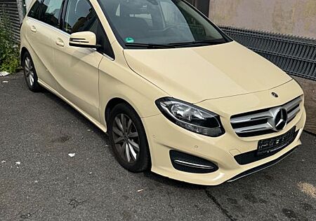 Mercedes-Benz B 180 d -