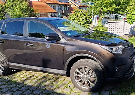 Toyota RAV 4 2,0 4x4 Edition