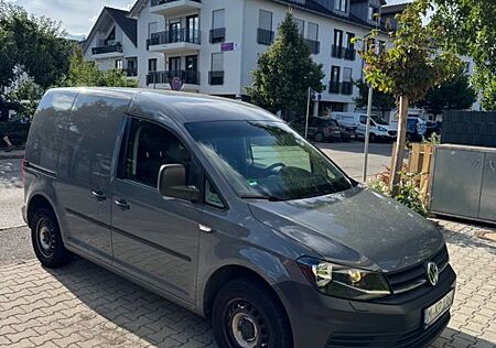 VW Caddy Volkswagen 2,0TDI 75kW BMT DSG Alltrack 5-Sitzer ...