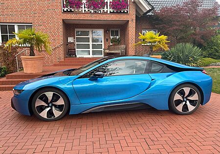 BMW i8 Coupe Basis Head Up Harman Kardon LED