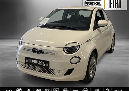 Fiat 500E Action / Winterpaket