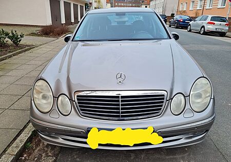 Mercedes-Benz E 280 4MATIC AVANTGARDE Avantgarde