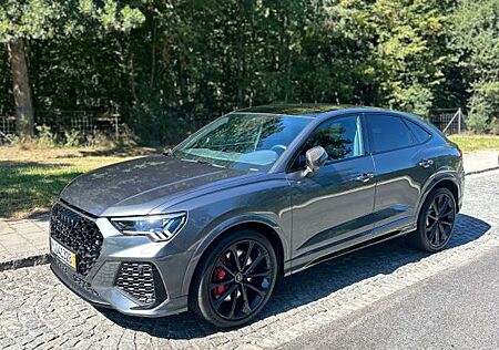 Audi RS Q3 RSQ3 2.5 TFSI S tronic quattro - Sportback VOLL