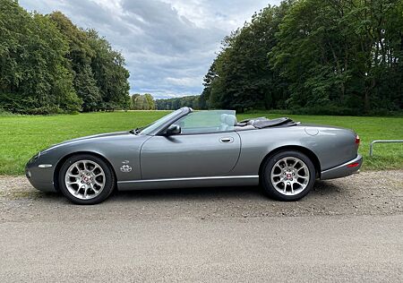 Jaguar XK8 Cabriolet 4,2 Liter 6 Gang ZF-Automatik