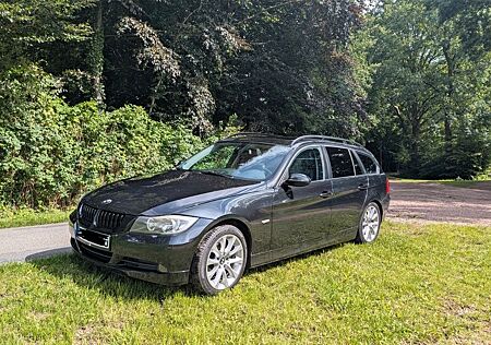 BMW 320i touring -