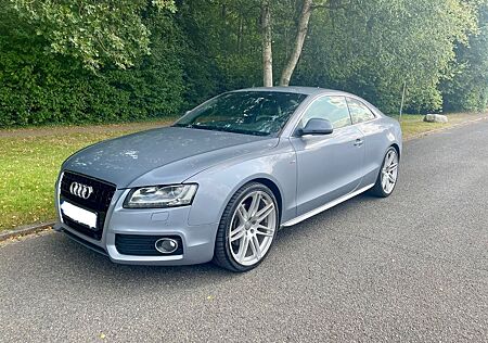Audi A5 3.2 FSI multitronic -