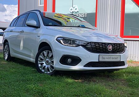 Fiat Tipo Easy NAVI SHZ KLIMA 6-GANG HU/AU NEU