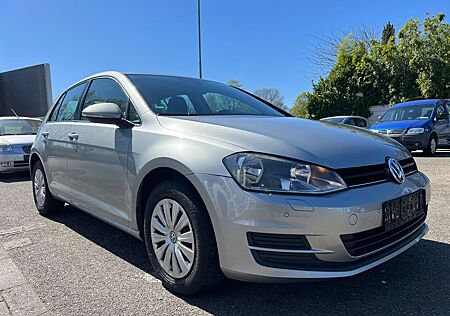 VW Golf Volkswagen VII Lim. Trendline BMT 1,2L TSI 105 PS