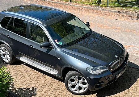 BMW X5 xDrive40d, HeadUp,AHK,Pano,LederBeige,Vollaus