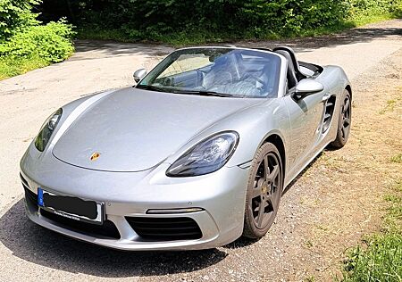 Porsche 718 Boxster PDK, Navi, SAGA, GT-Silber, Approved