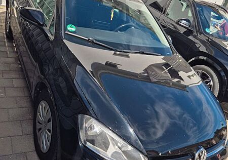 VW Golf Volkswagen 1.6 TDI BMT Trendline