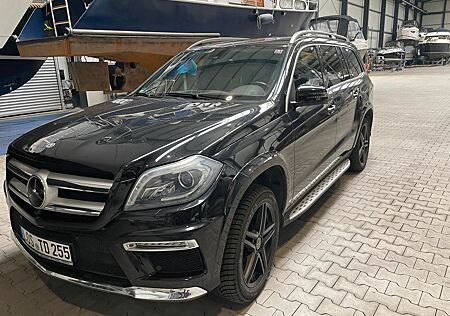 Mercedes-Benz GL 500 4MATIC -