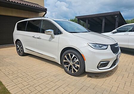 Chrysler Pacifica Limited AWD