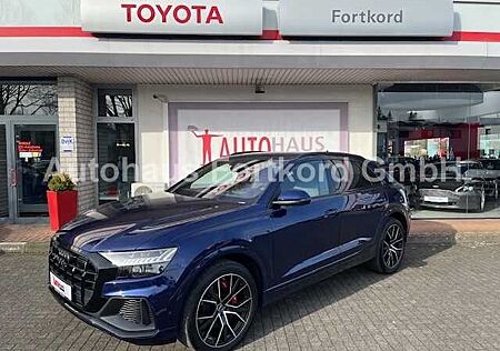 Audi SQ8 TFSI quattro - LED, 22', Pano, AHK, SZ