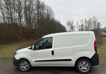 Fiat Doblo SX Kasten 1.4 Erdgas/Benzin, 1-Hand ,AHK
