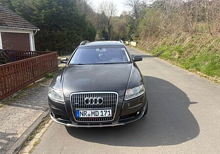 Audi A6 Allroad 3.0TDI (DPF) quattro tiptronic -
