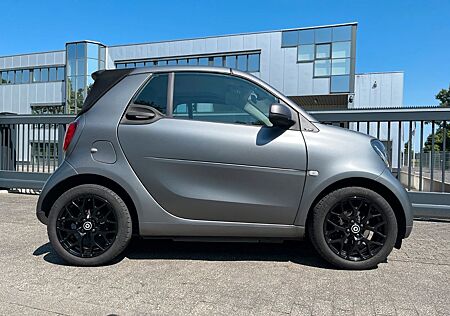 Smart ForTwo Cabrio Voll*Navi*Leder*JBL*16Zoll*RFK*LED
