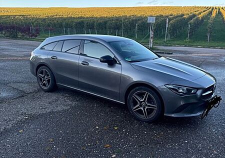 Mercedes-Benz CLA 200 Shooting Brake CLA 200 d