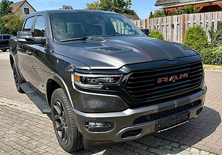 Dodge RAM LARAMIE BLACK 4X4 SUPER AUSTATTUNG 1 HAND