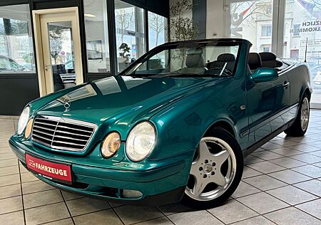 Mercedes-Benz CLK 320 Elegance 1.Hand /Scheckheft /El.Verdeck