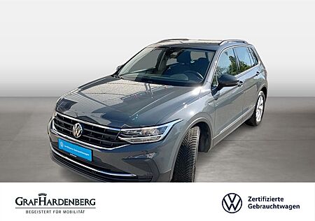 VW Tiguan Volkswagen Life 1.5 TSI DSG Navi Standheizung