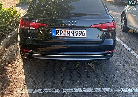 Audi A4 2.0 TDI S tronic Avant -