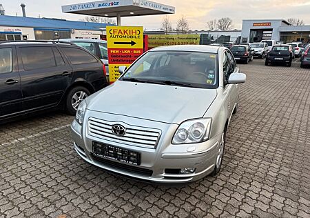 Toyota Avensis 2.2 D-CATLiftback / Executive