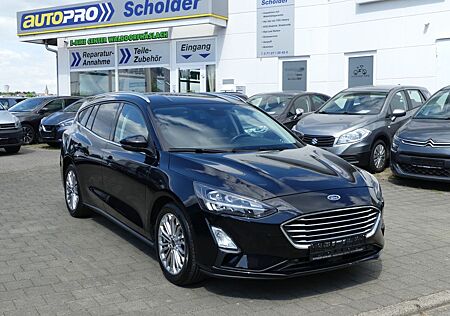 Ford Focus Titanium | NAVI | CAR-PLAY | R.KAMERA