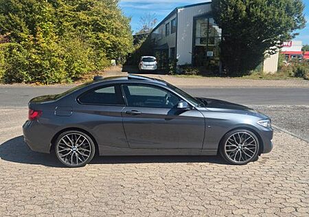 BMW 225d Coupé Sport Line Sport Line