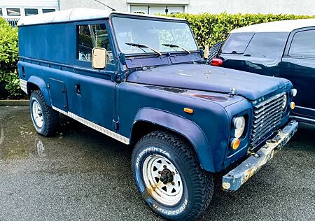 Land Rover Defender 110 V8 3.5 TUM LHD Original