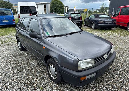 VW Golf Volkswagen AUS-1-HAND-SCHECKHEFTGEPF.-oldtimer fähig