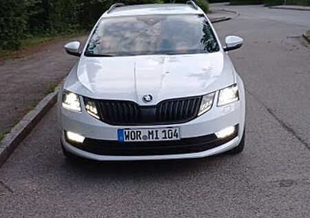 Skoda Octavia 2.0 TDI SCR DSG SOLEIL Combi SOLEIL