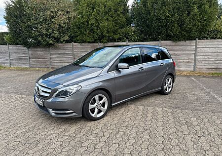 Mercedes-Benz B 220 d DCT